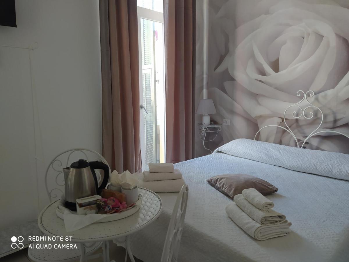 Le Camere Dei Fiori Санремо Экстерьер фото
