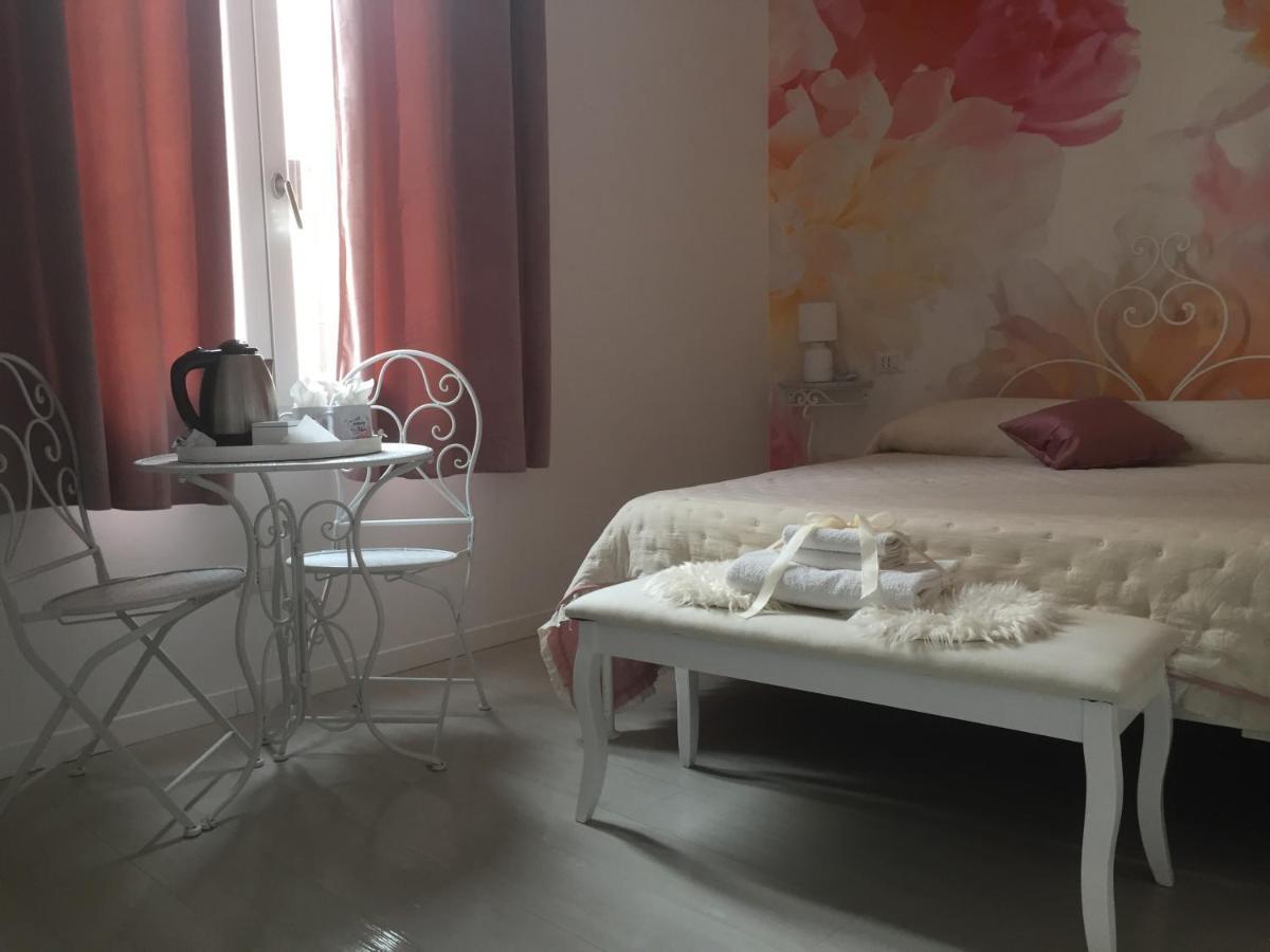 Le Camere Dei Fiori Санремо Экстерьер фото